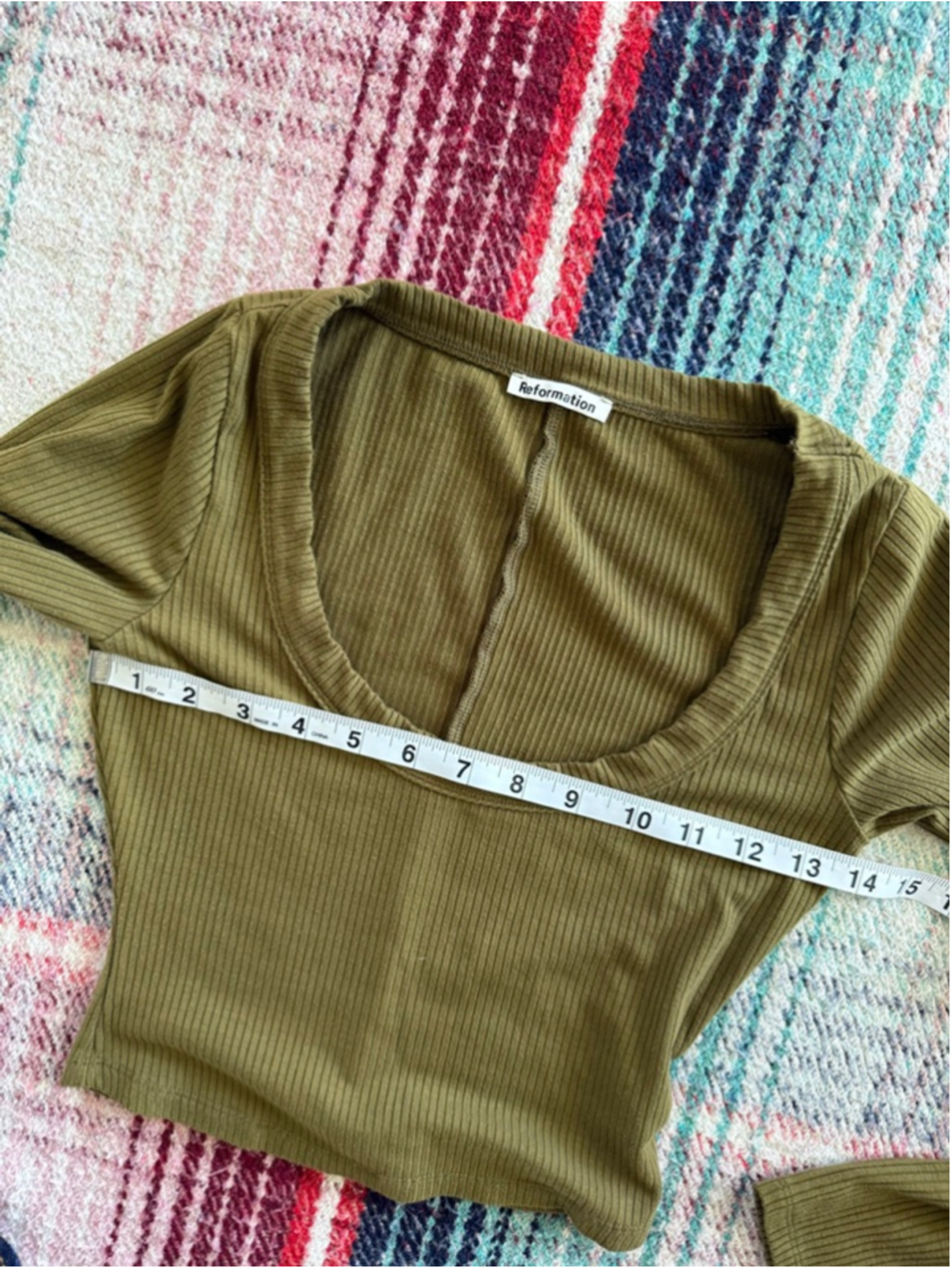 Women's Reformation Olive Green Ribbed Long Sleeve Crop Top XS - Picture 6 of 8